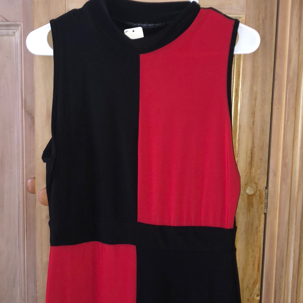 Color block dress - Picture 2 of 5